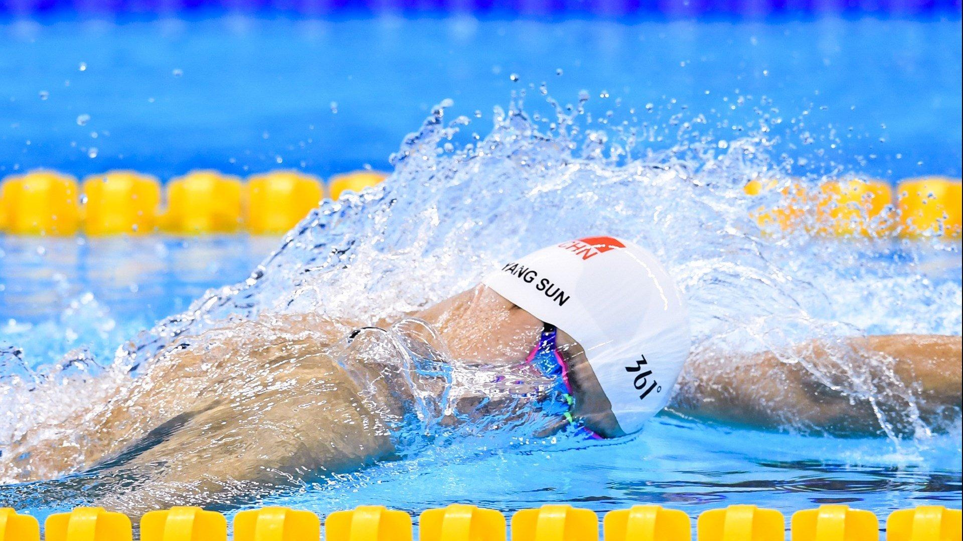 勇士训练场三分雨倾盆！库里与拉塞尔底角连中引爆季前备战