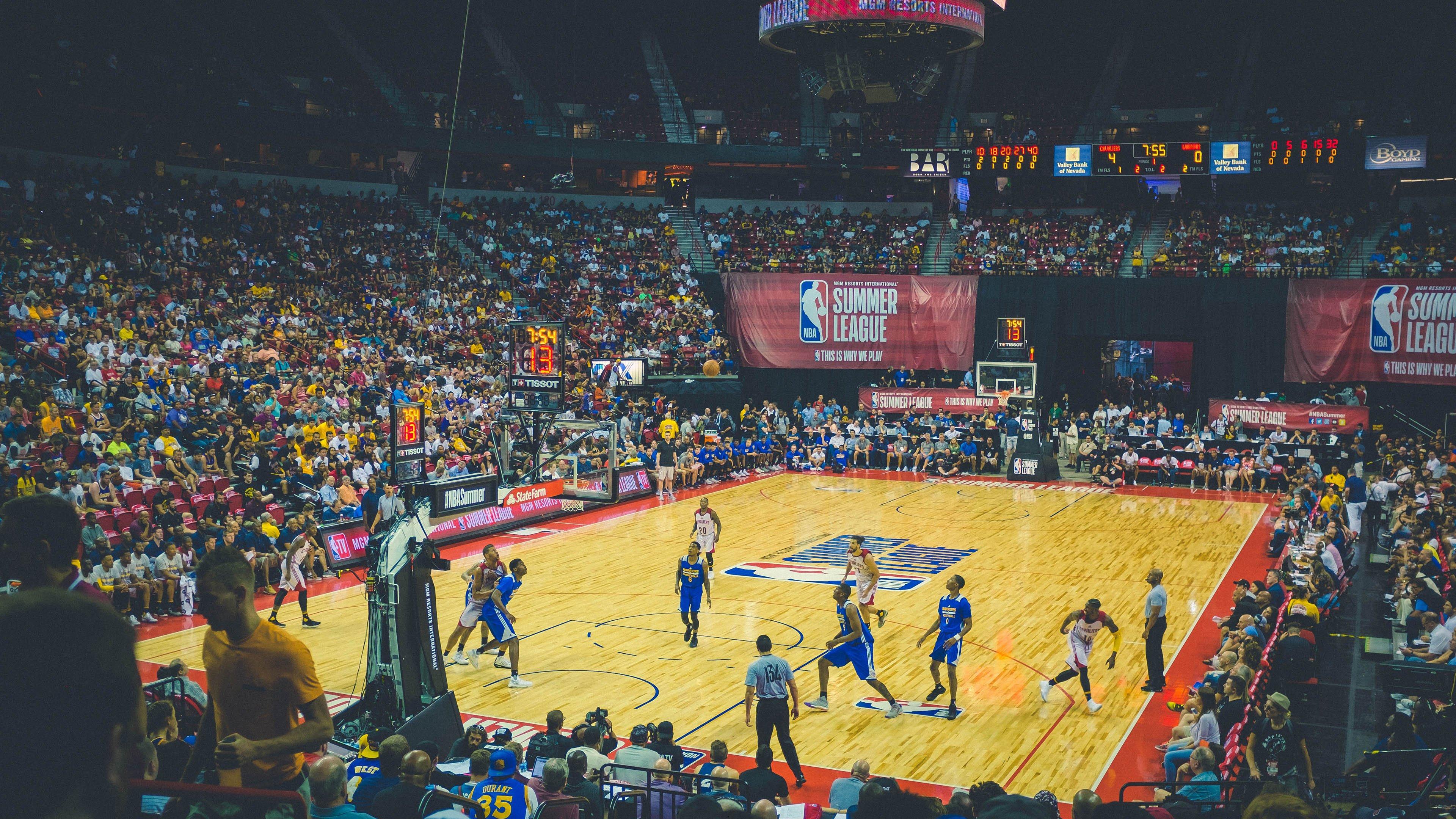 体育早报,共享荣耀时刻—社区体育节如何重塑城市活力