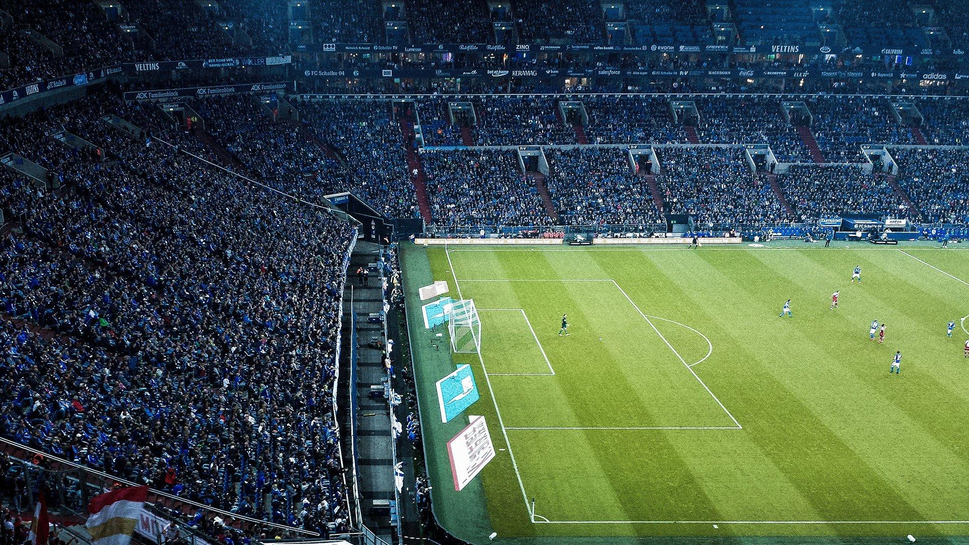 世预赛欧洲区闪耀时刻，C罗领衔四大杀器，凯恩、雷特吉、梅里诺竞逐本轮最佳