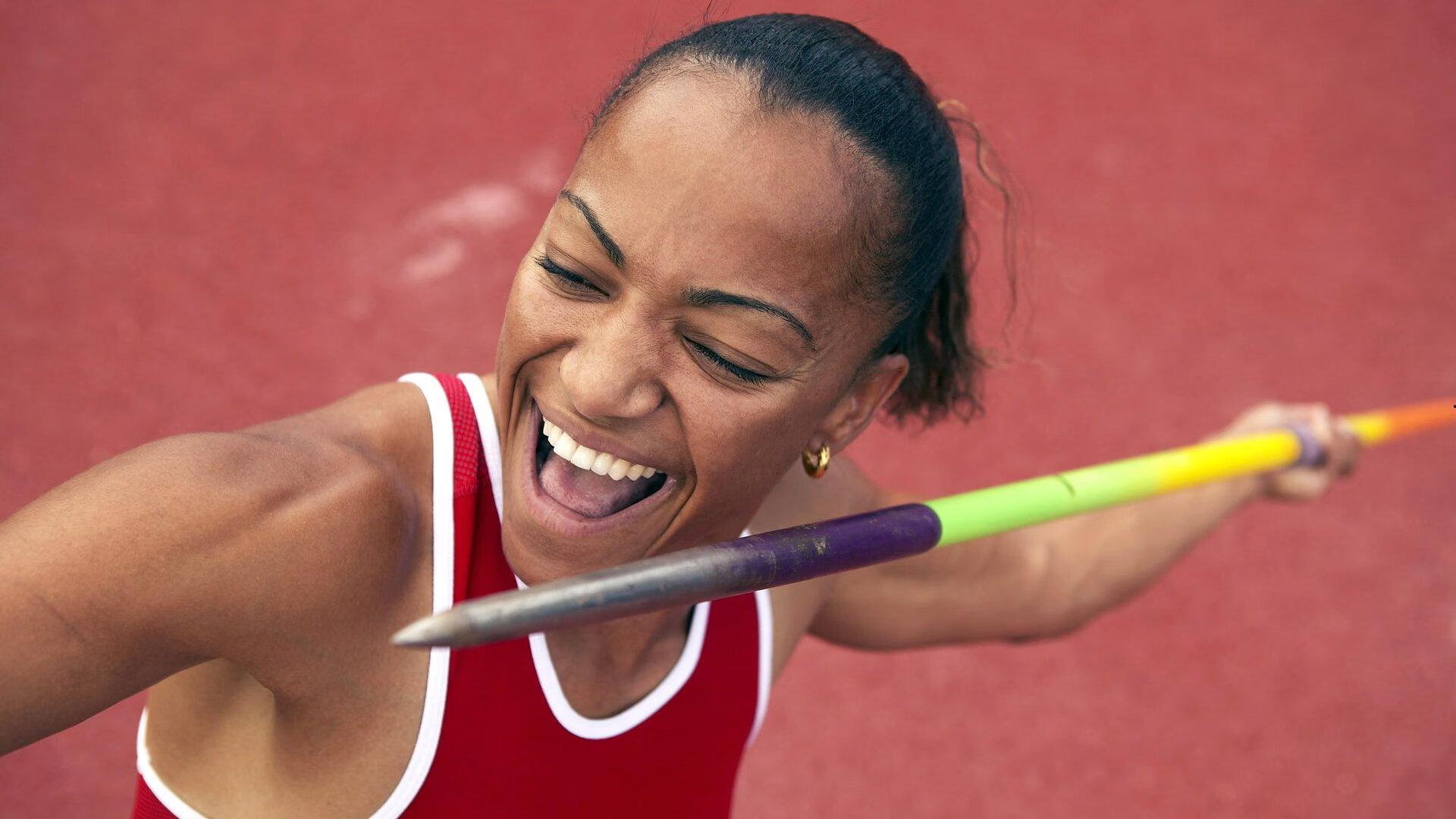 澳媒争议言论引风波 足球赛场补刀比喻折射心态失衡