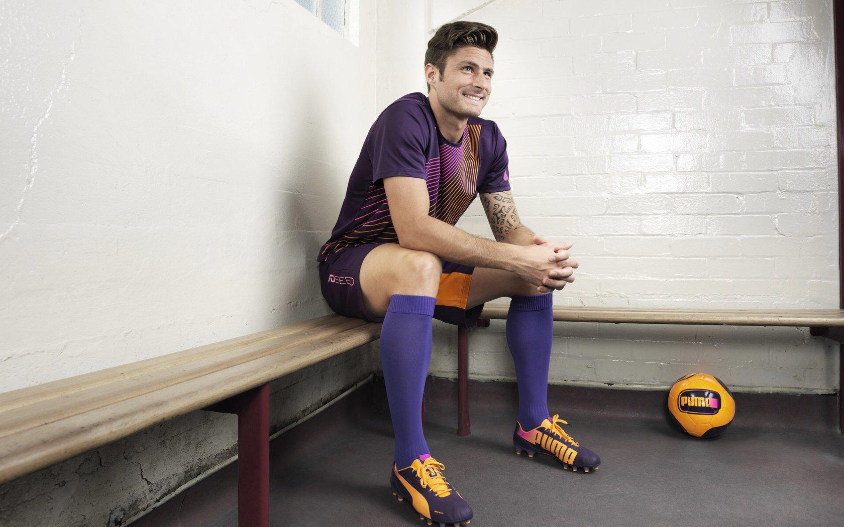 以多打少竟失胜机 广州队顺风球困境何解？战术执行与心态短板同时暴露